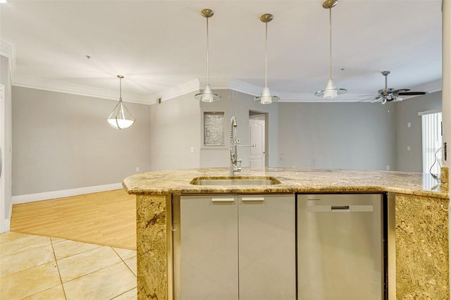 5168 NORTHRIDGE ROAD 106, Sarasota, FL 34238