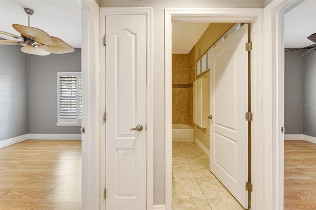 5168 NORTHRIDGE ROAD 106, Sarasota, FL 34238