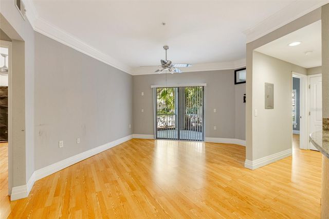 5168 NORTHRIDGE ROAD 106, Sarasota, FL 34238