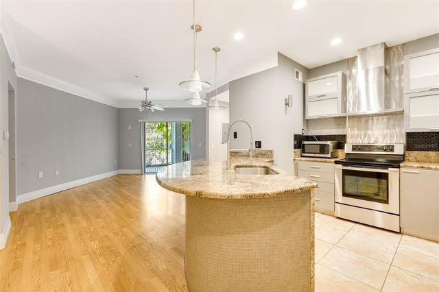 5168 NORTHRIDGE ROAD 106, Sarasota, FL 34238