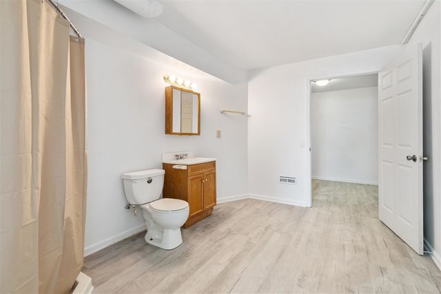 2649 Hickory Nut Lane, Kalamazoo, MI 49004