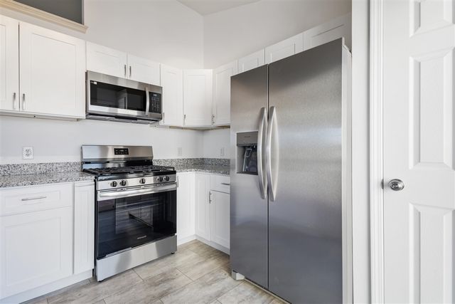 2649 Hickory Nut Lane, Kalamazoo, MI 49004