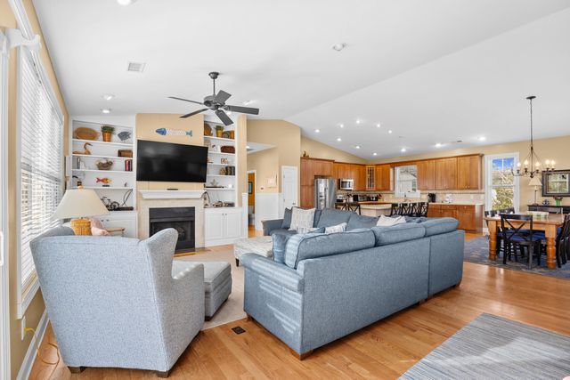 69 Belvedere Lane, Pawleys Island, SC 29585