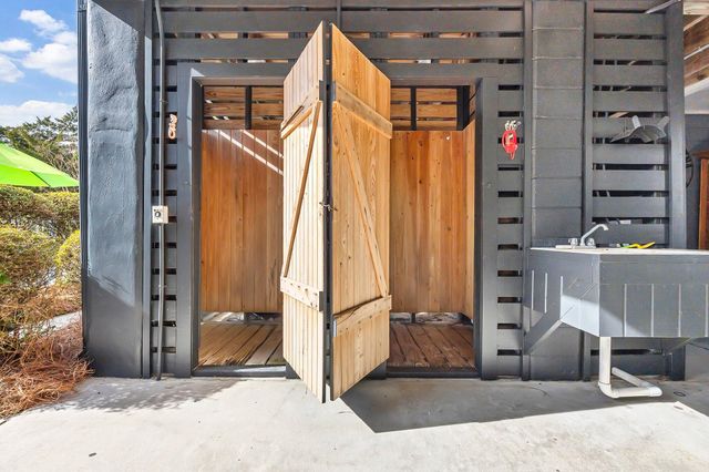 69 Belvedere Lane, Pawleys Island, SC 29585