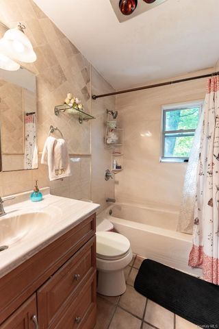 14 Englewood Terrace, Mahopac, NY 10541