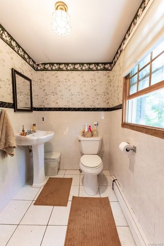 14 Englewood Terrace, Mahopac, NY 10541