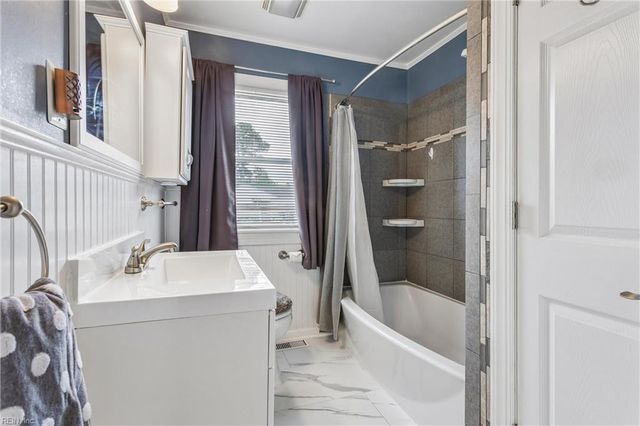 5014 Hazelwood RD, Hampton, VA 23605