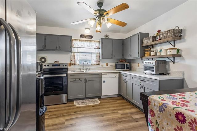 5014 Hazelwood RD, Hampton, VA 23605