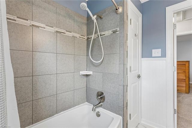 5014 Hazelwood RD, Hampton, VA 23605