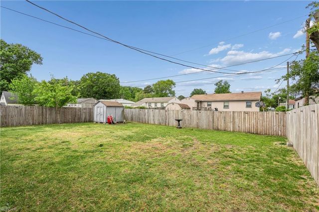 5014 Hazelwood RD, Hampton, VA 23605