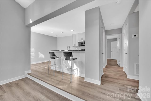 425 W 8th Street 95, Charlotte, NC 28202