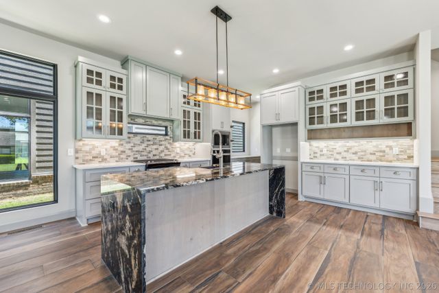 421 W Ft Worth Street, Broken Arrow, OK 74012