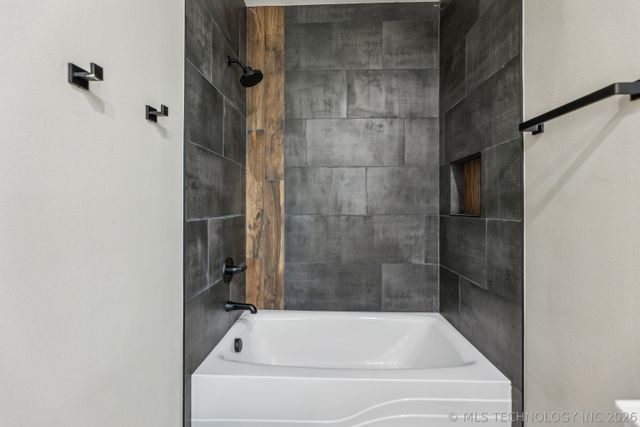 421 W Ft Worth Street, Broken Arrow, OK 74012