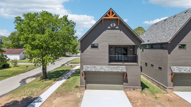 421 W Ft Worth Street, Broken Arrow, OK 74012