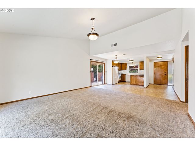 16780 Sw MATADOR Ln, Portland, OR 97224