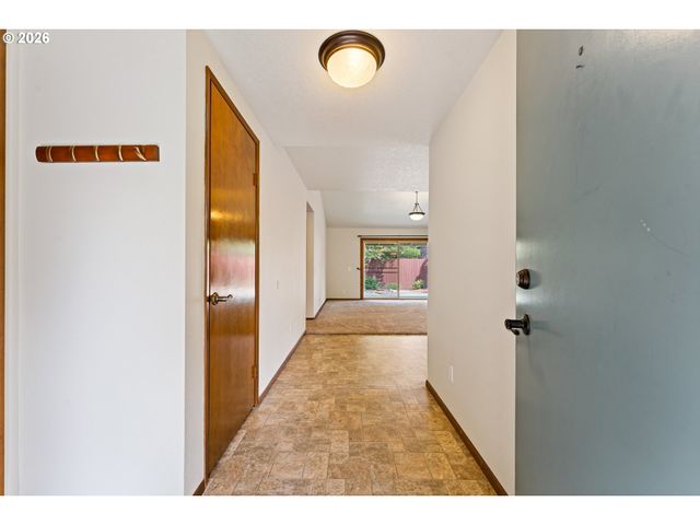 16780 Sw MATADOR Ln, Portland, OR 97224