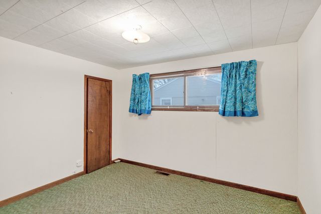 2202 Eastman Street, Rolling Meadows, IL 60008