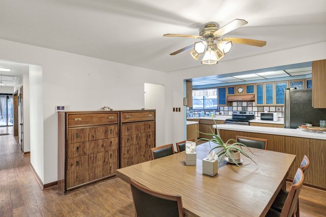 2202 Eastman Street, Rolling Meadows, IL 60008