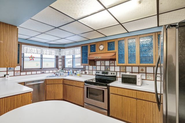 2202 Eastman Street, Rolling Meadows, IL 60008