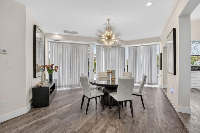 4869 Pineview Circle, Delray Beach, FL 33445