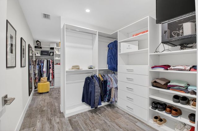 4869 Pineview Circle, Delray Beach, FL 33445