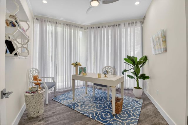 4869 Pineview Circle, Delray Beach, FL 33445