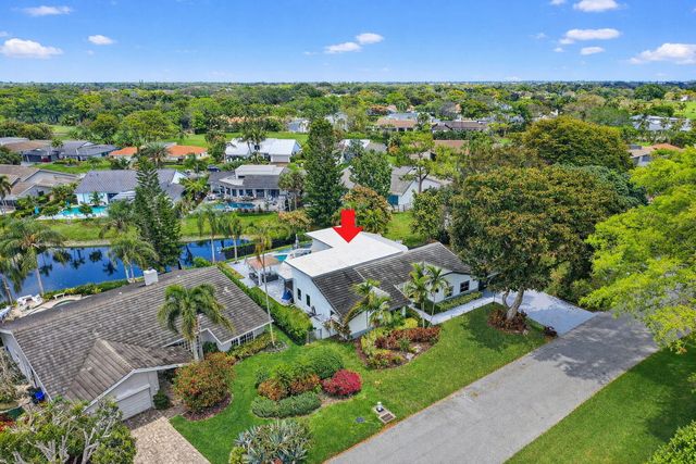 4869 Pineview Circle, Delray Beach, FL 33445