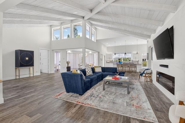 4869 Pineview Circle, Delray Beach, FL 33445