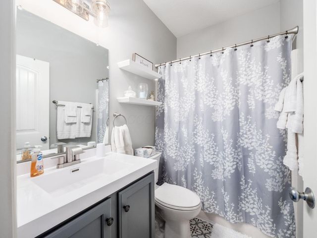 5907 Bucksburn Drive, Galloway, OH 43119