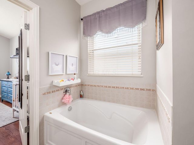 5907 Bucksburn Drive, Galloway, OH 43119