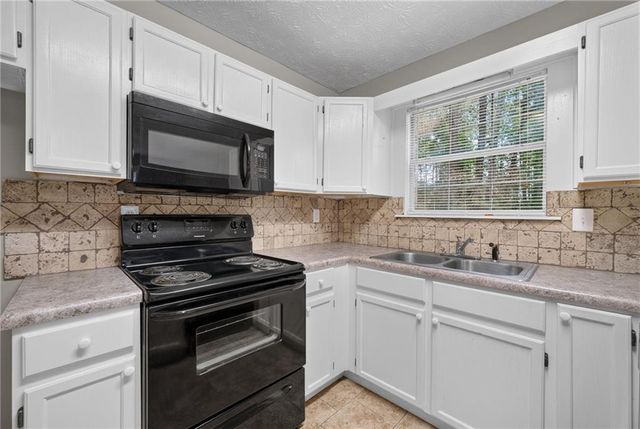 3646 N Sharon Church Road, Loganville, GA 30052