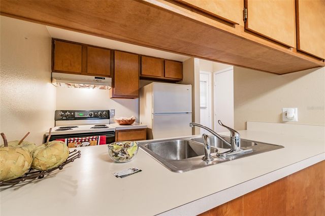 4875 W MCELROY AVENUE G208, Tampa, FL 33611