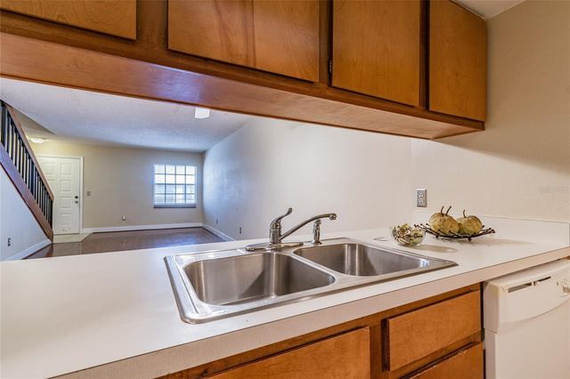 4875 W MCELROY AVENUE G208, Tampa, FL 33611