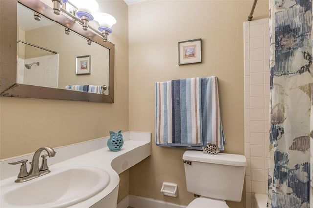 4875 W MCELROY AVENUE G208, Tampa, FL 33611