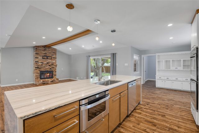 9322 Hunters Creek Drive, Dallas, TX 75243