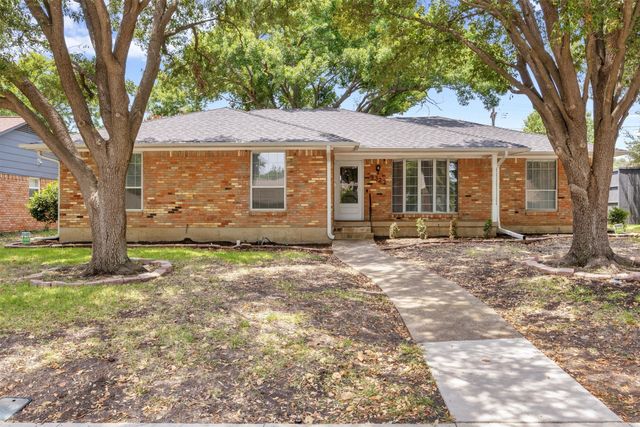 9322 Hunters Creek Drive, Dallas, TX 75243