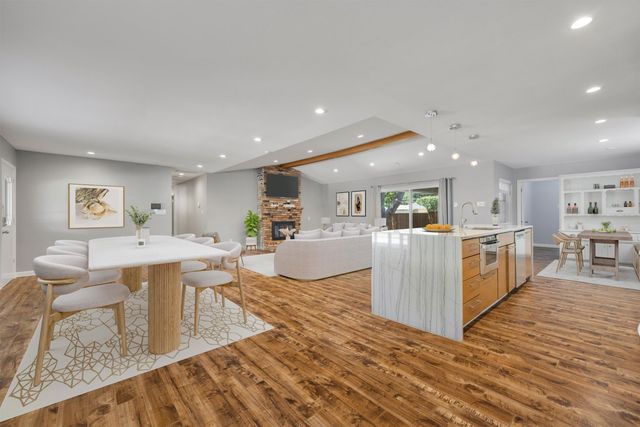 9322 Hunters Creek Drive, Dallas, TX 75243