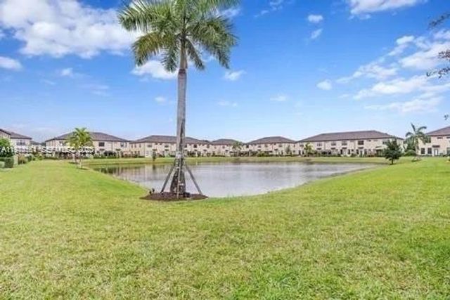 2857 Bard St, Palm Springs, FL 33406