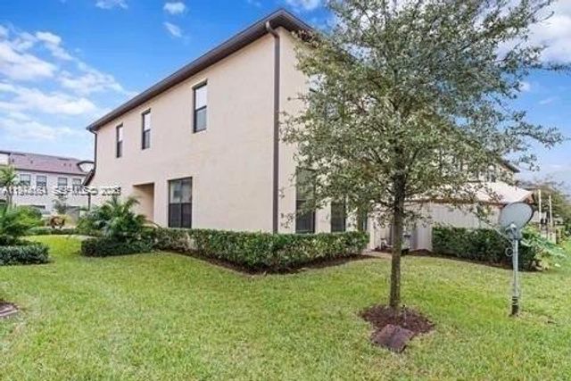 2857 Bard St, Palm Springs, FL 33406