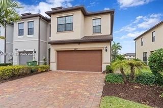 2857 Bard St, Palm Springs, FL 33406