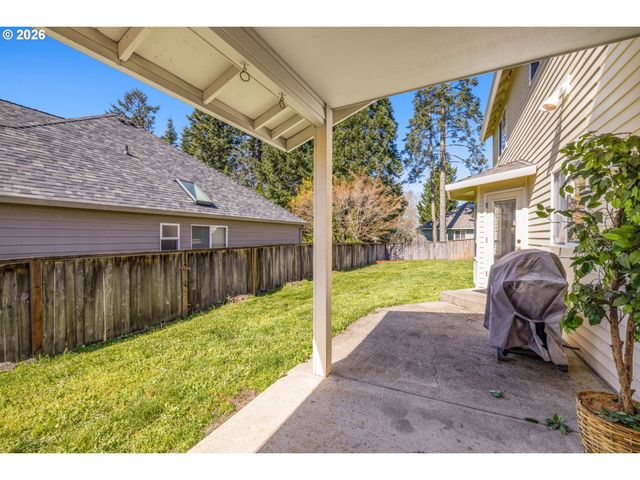 2795 Ne LORIE Dr, Hillsboro, OR 97124