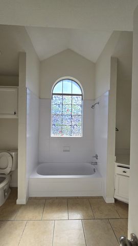 5620 Stone Meadow Lane, Fort Worth, TX 76179