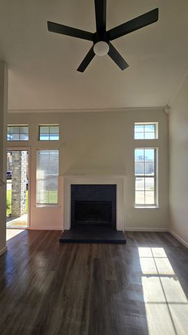 5620 Stone Meadow Lane, Fort Worth, TX 76179