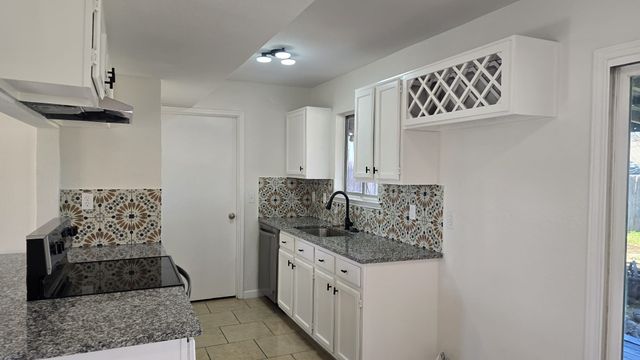 5620 Stone Meadow Lane, Fort Worth, TX 76179