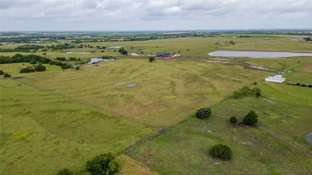 340 Stevens Road, Ennis, TX 75119