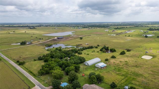 340 Stevens Road, Ennis, TX 75119