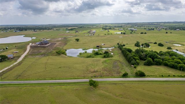 340 Stevens Road, Ennis, TX 75119
