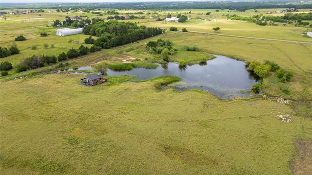 340 Stevens Road, Ennis, TX 75119