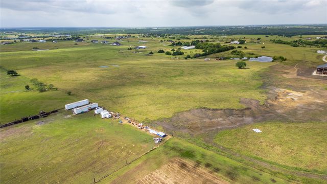 340 Stevens Road, Ennis, TX 75119
