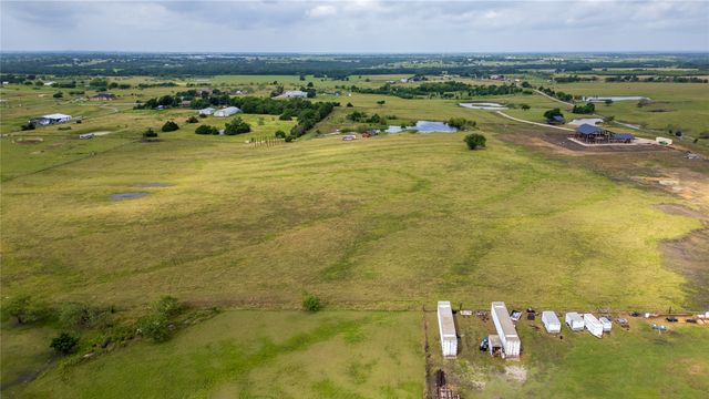 340 Stevens Road, Ennis, TX 75119